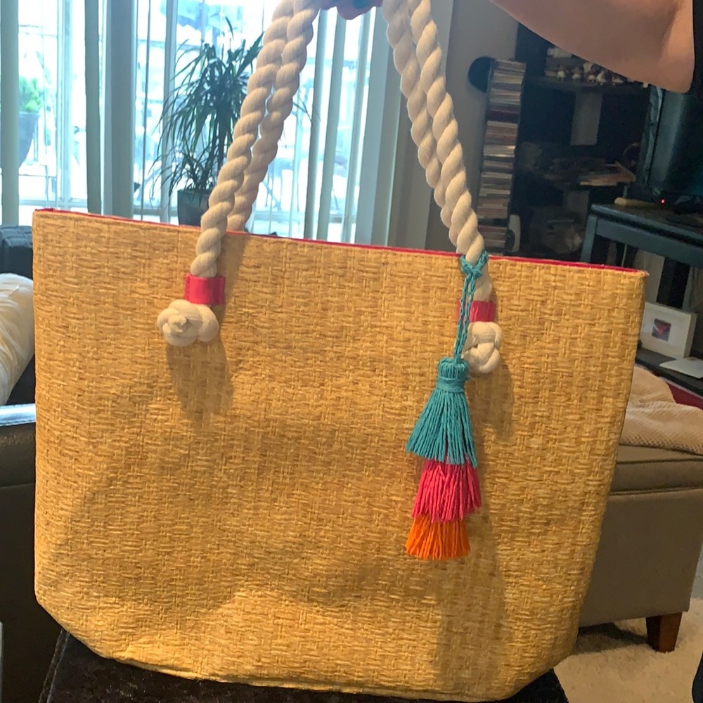 Elizabeth Arden beach tote
